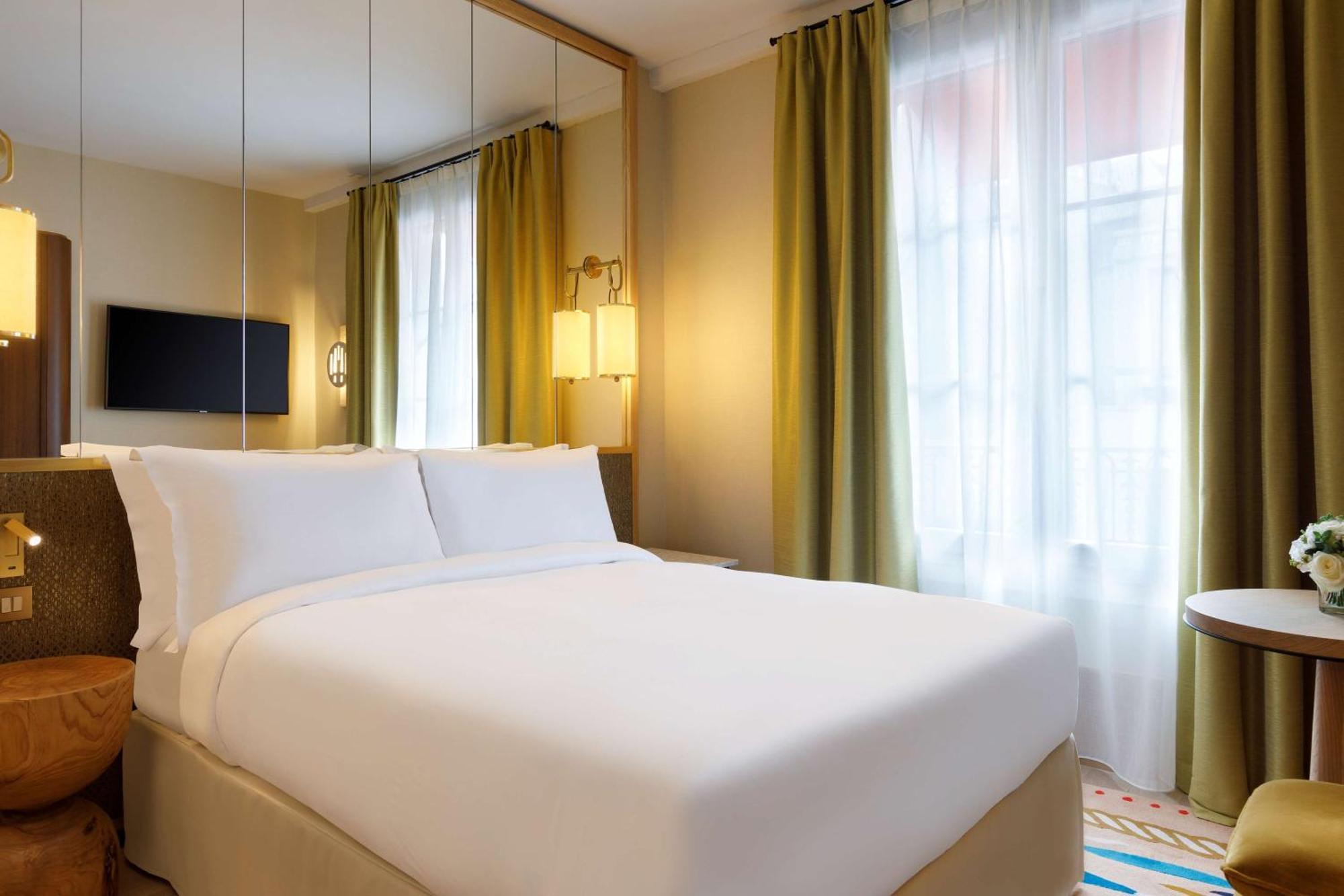 Le Belgrand Hotel Paris Champs Elysees, Tapestry By Hilton 外观 照片